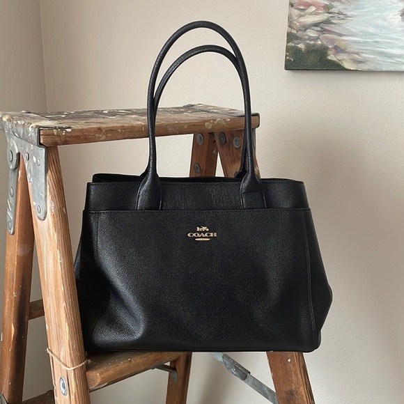 Coach Handbags - Beautiful black Coach bag